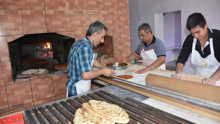 Kahta ilçesinde ekmeğe yüzde 30 zam
