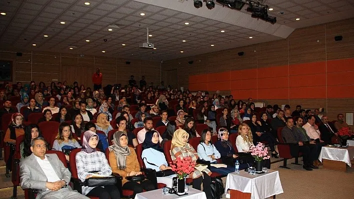 DÜ'de 'Çocuk Cinsel İstismarı' konferansı

