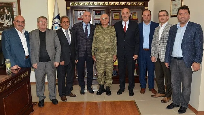 Tümgeneral Özoğlu'dan, ETSO'ya iade-i ziyaret
