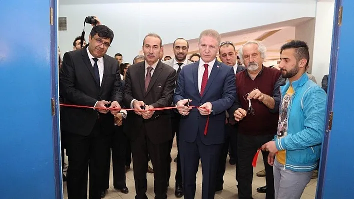 Sivas'ta Dekoratif Sanatlar Sergisi açıldı
