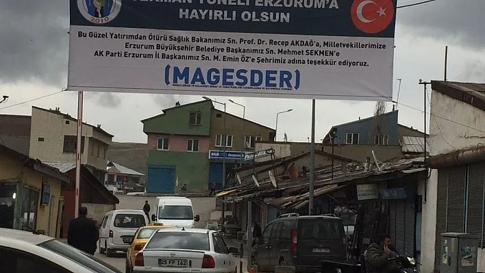 Pankartlı teşekkür
