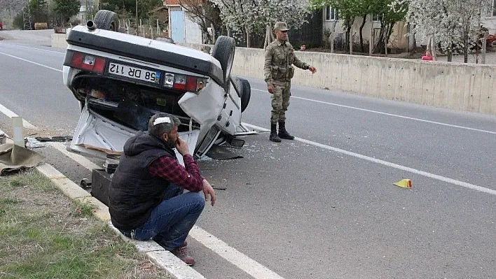 Hurdaya dönen araçtan sağ çıktı
