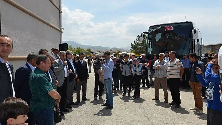 Yeşilyurt Belediyesi öğrencileri Çanakkale'ye gönderiyor
