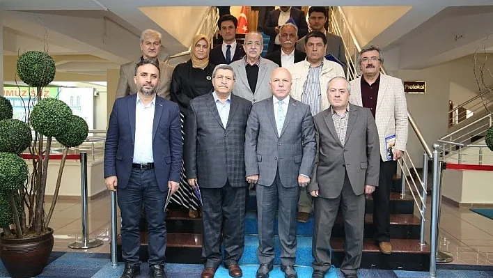 Türkiye Yazarlar Birliği'nden Başkan Sekmen'e ziyaret
