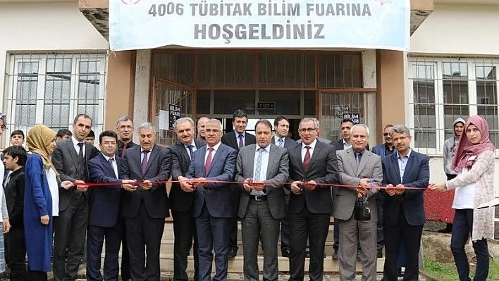 Bingöl'de 4006 Tubitak Bilim Fuarı

