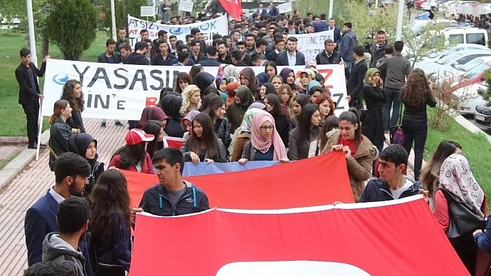 Sivas'ta Türkçüler Günü kutlandı.
