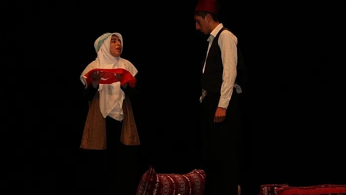 13. Liselerarası Tiyatro Şenliği düzenlendi
