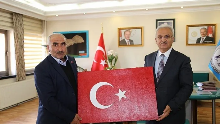 Şehit Babası Salih Topal'dan Başkan Başsoy'a ziyaret
