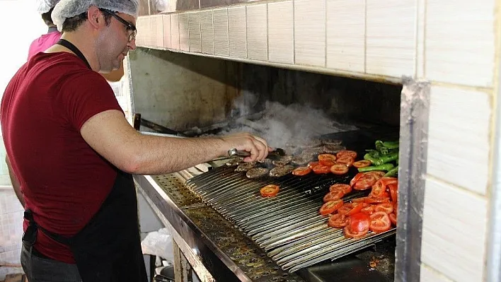 Tescilli köfte, günde 3 ton tüketiliyor
