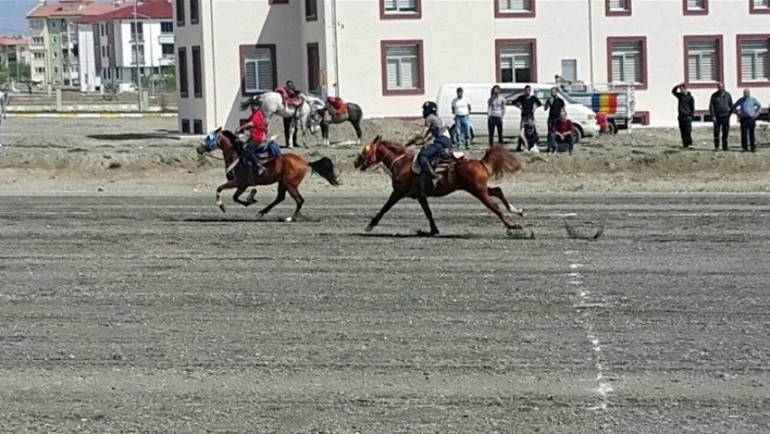 Atlı Cirit'te finalistler belli oldu
