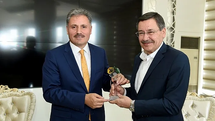 Melih Gökçek Malatya'ya hayran kaldı
