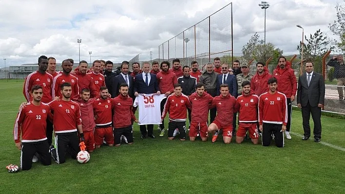 Sivasspor, şampiyonluk maçına hazırlanıyor
