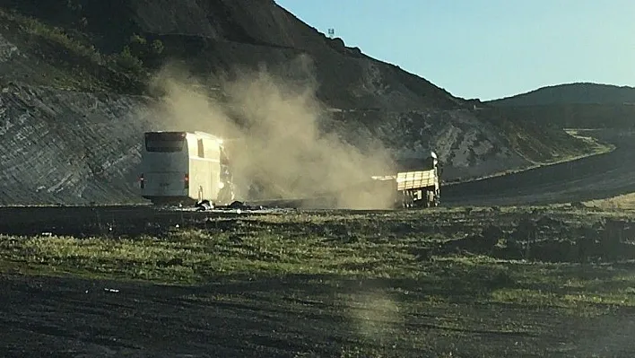 Elazığ'daki otobüs kazasını anlatan fotoğraf