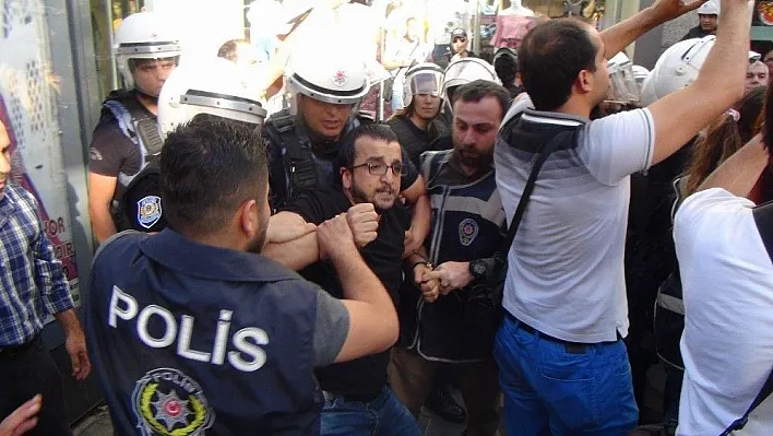 KESK'in izinsiz basın açıklamasına müdahale: 30 gözaltı

