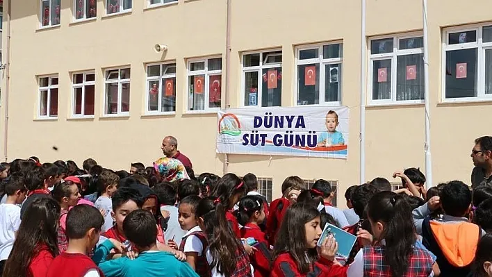 Erzincan'da Dünya Süt Günü kutlandı
