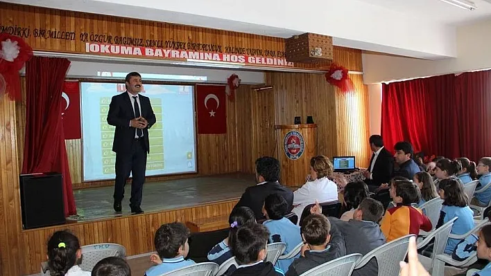 Öğrencilere trafik kuralları anlatıldı

