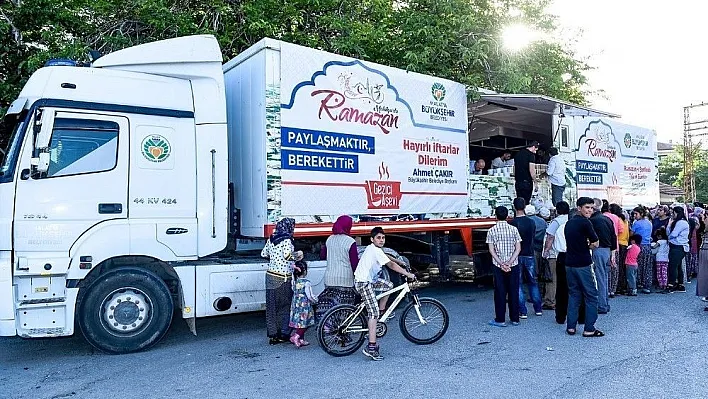 Büyükşehir Belediyesi Gezici Aşevi her gün bir mahallede
