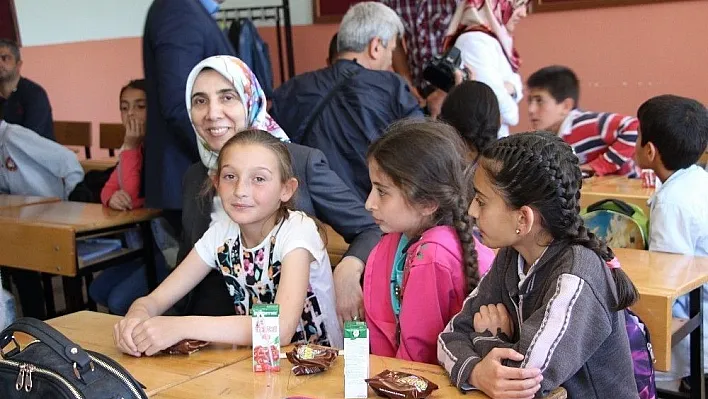 Gönülbağı Projesiyle gönülleri fethediyorlar
