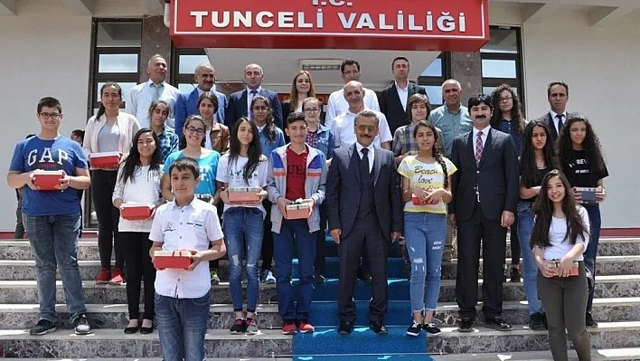 Tunceli'de TEOG'da 17 birinci çıktı
