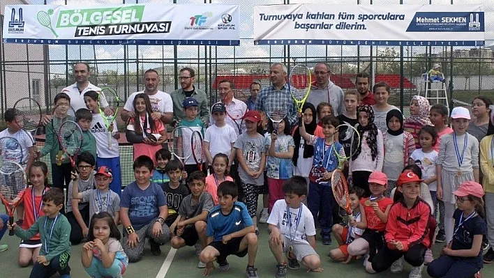 Erzurum'da bölgesel tenis turnuvası
