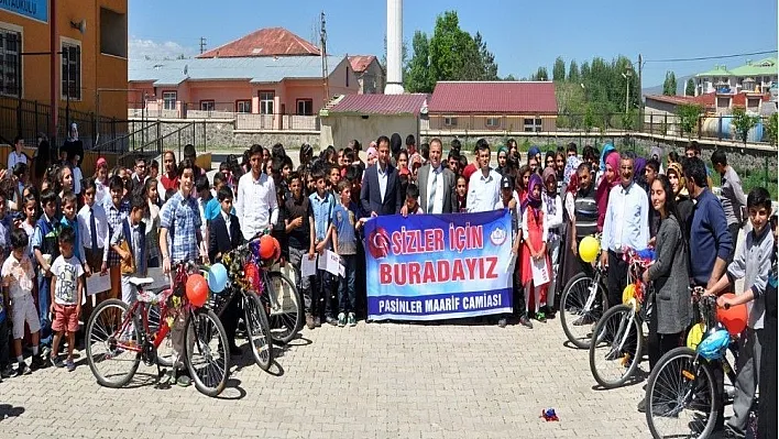 Pasinler'de karne ve ödül sevinci birlikte yaşandı
