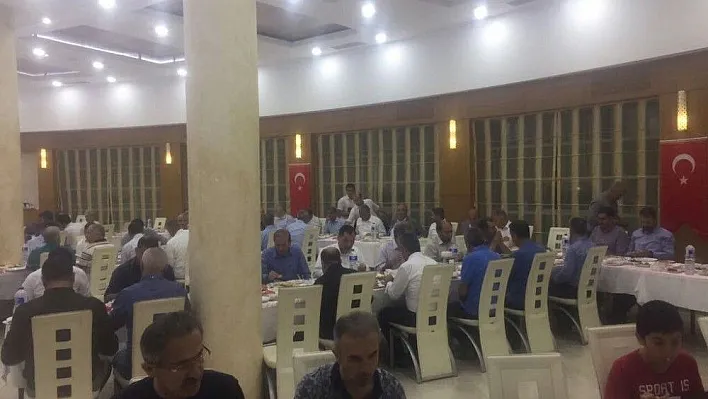 TBMM Başkan Vekili Ahmet Aydın STK'larla sahurda bir araya geldi
