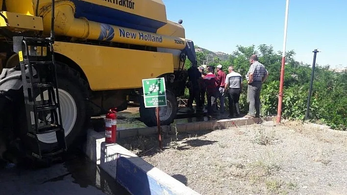 Biçerdöverde yangın çıktı
