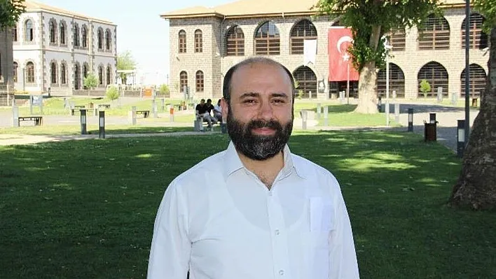 (Düzeltme) Arslanoğlu: 'Dünyanın ilk robotu 8 asır önce Diyarbakır'da icat edildi'
