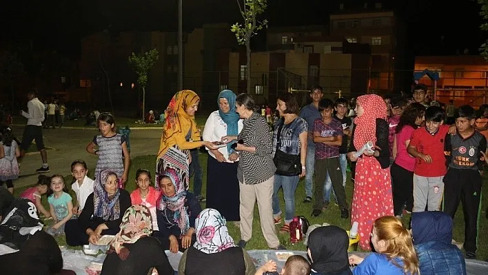 Bağlar Belediyesinin Ramazan ayı ziyaretleri devam ediyor
