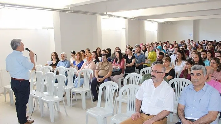 Öğretmenlere 'Bütçemi yönetebiliyorum' konulu seminer verildi
