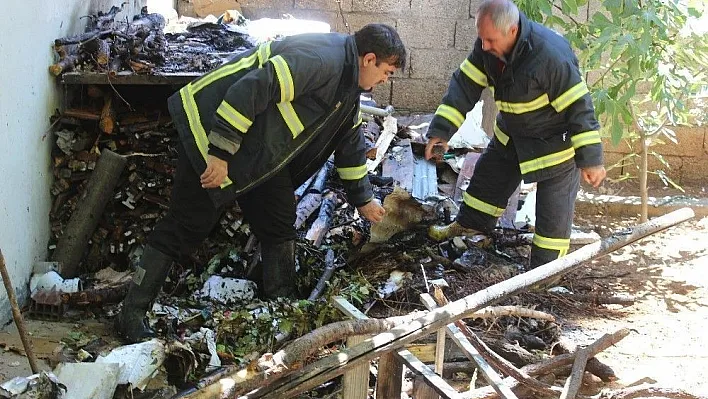 Bahçedeki yangın eve sıçramadan söndürüldü
