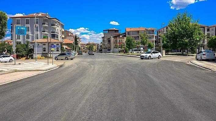 Büyükşehir Belediyesi bayram öncesi asfaltlamaya hız verdi
