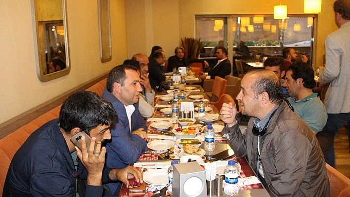 Forum Erzurum'dan gazetecilere iftar yemeği
