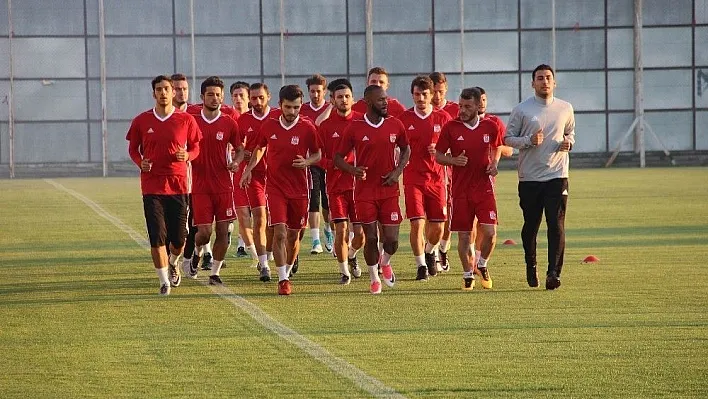 Sivasspor yeni sezon hazırlıklarına başladı
