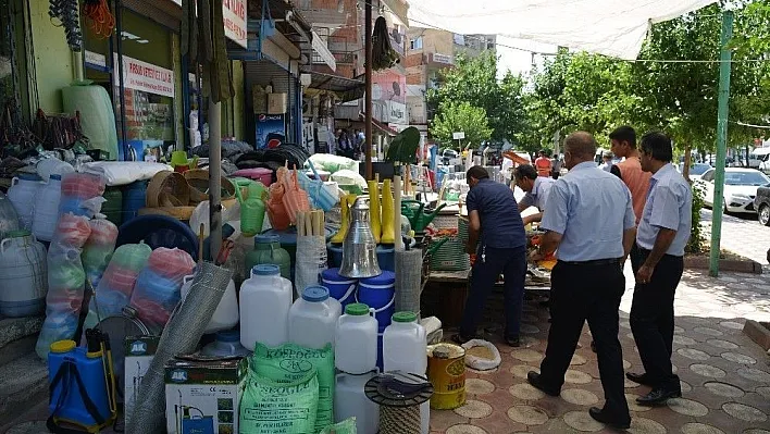 Büyükşehir Belediyesi kaldırım işgallerine karşı denetimleri artırdı
