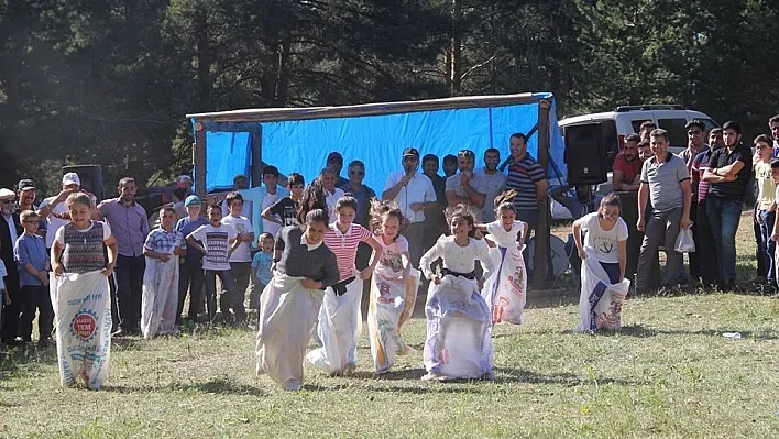 Karnavas'ta muhteşem piknik şöleni

