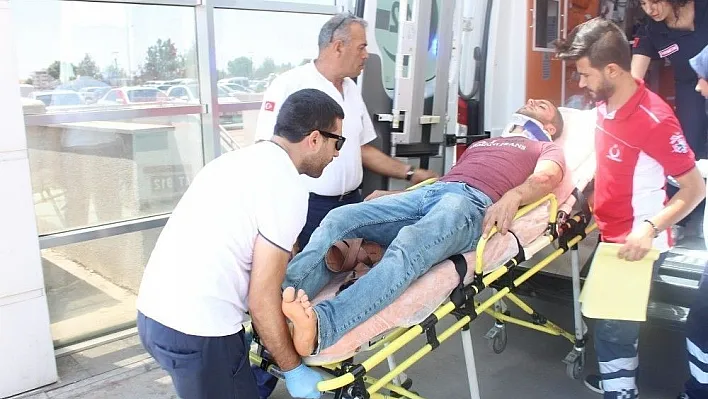 Adıyaman'da motosiklet devrildi: 1 yaralı
