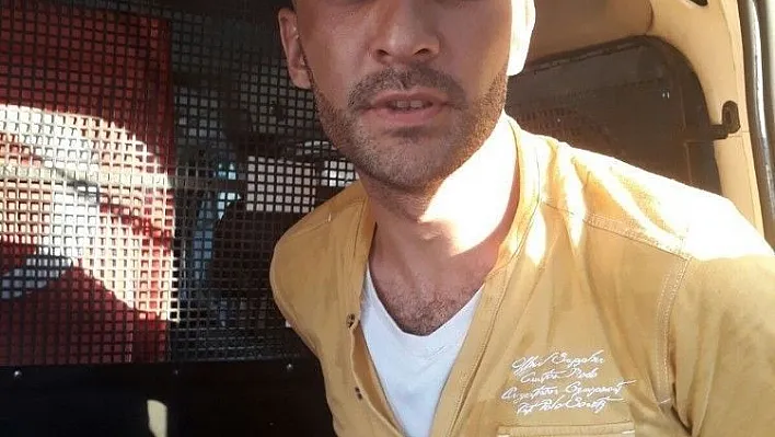 Aranan gaspçı parkta yakalandı
