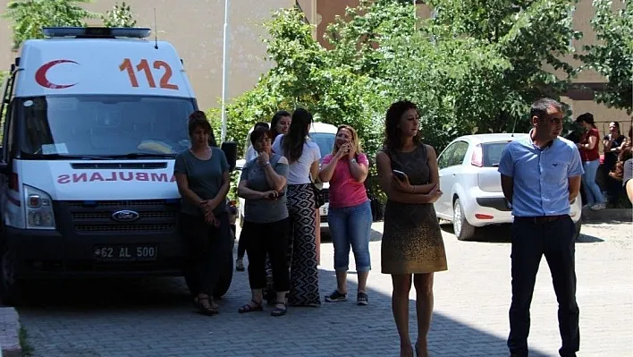 Sağlık müdürlüğünde afet ve yangın tatbikatı
