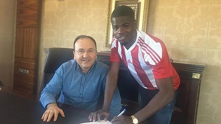 Sivasspor, Elderson ile 1 yıllık sözleşme imzaladı
