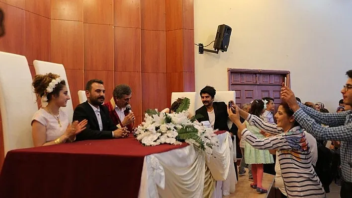 Sivas'ta 97 çift evlenmek için '07.07.2017' tarihini seçti
