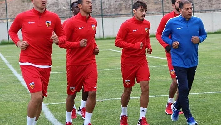 Kayserispor, Erzurum'da teknik ve taktik çalıştı
