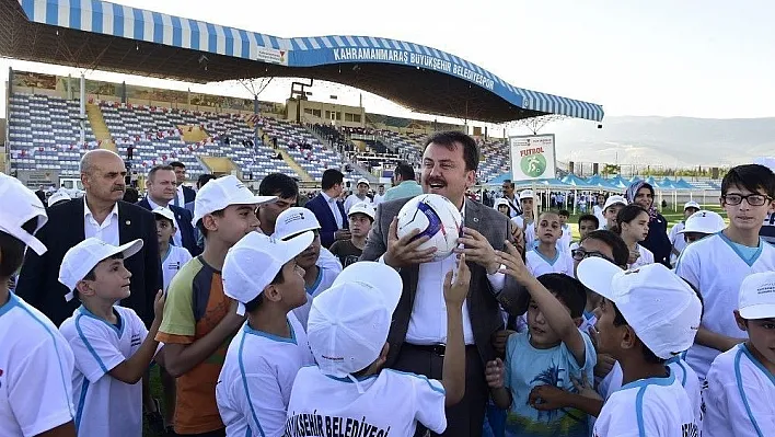 Kahramanmaraş'ta yaz spor okulu açıldı
