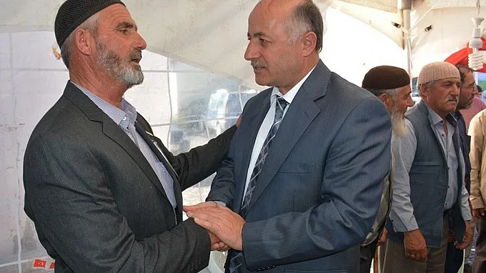 Vali Azizoğlu: 'Türk milletinin vatan sevgisi her şeyin üstündedir'
