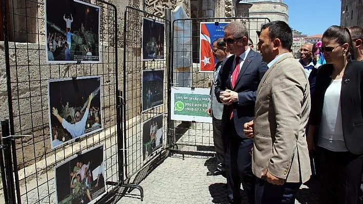 İHA'nın '15 Temmuz Destanı' fotoğraf sergisi Sivas'ta açıldı
