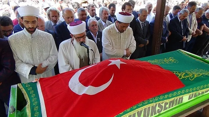 Erzurum Eski Milletvekili Rıfkı Yaylalı son yolculuğuna uğurlandı

