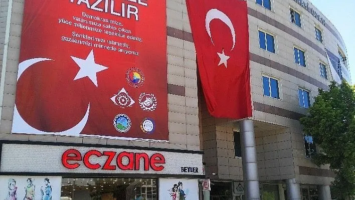 ETSO'dan dev '15 Temmuz' afişi
