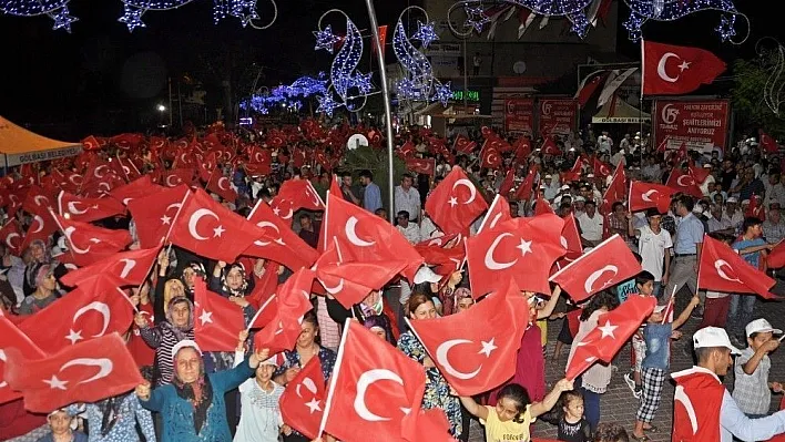 Gölbaşı ilçesinde 15 Temmuz coşkusu
