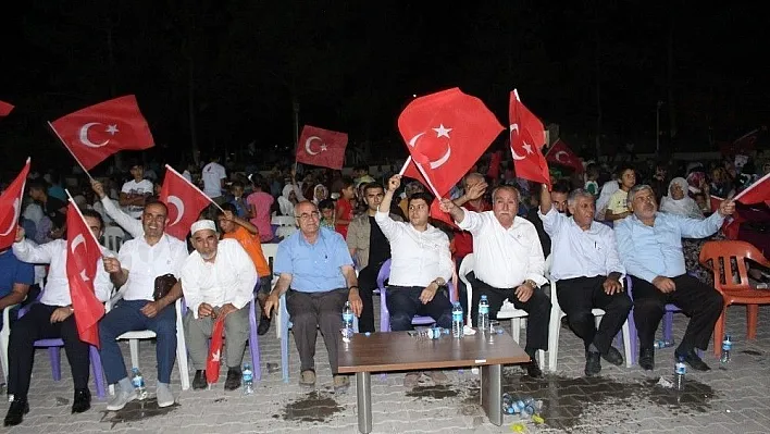 Samsat'ta 15 Temmuz coşkusu
