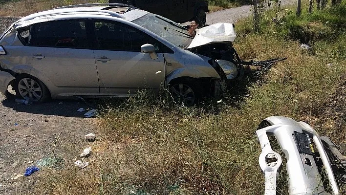 Sivas'ta trafik kazası: 4 yaralı
